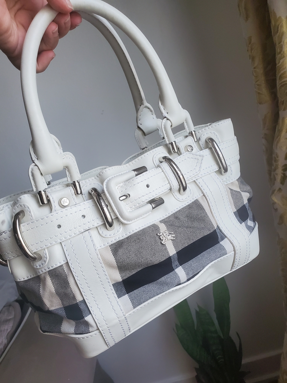 Burberry  Authentic White Leather &Gray Plaid Satchel Silver Hardware Bag Italy